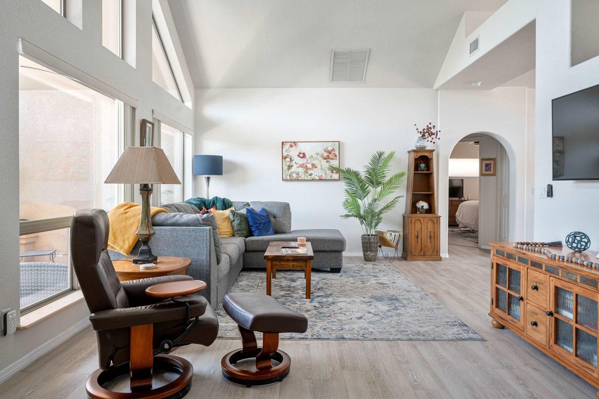 Red Rock Vista - Luxe Comfort & Breathtaking Views Holiday home Sedona